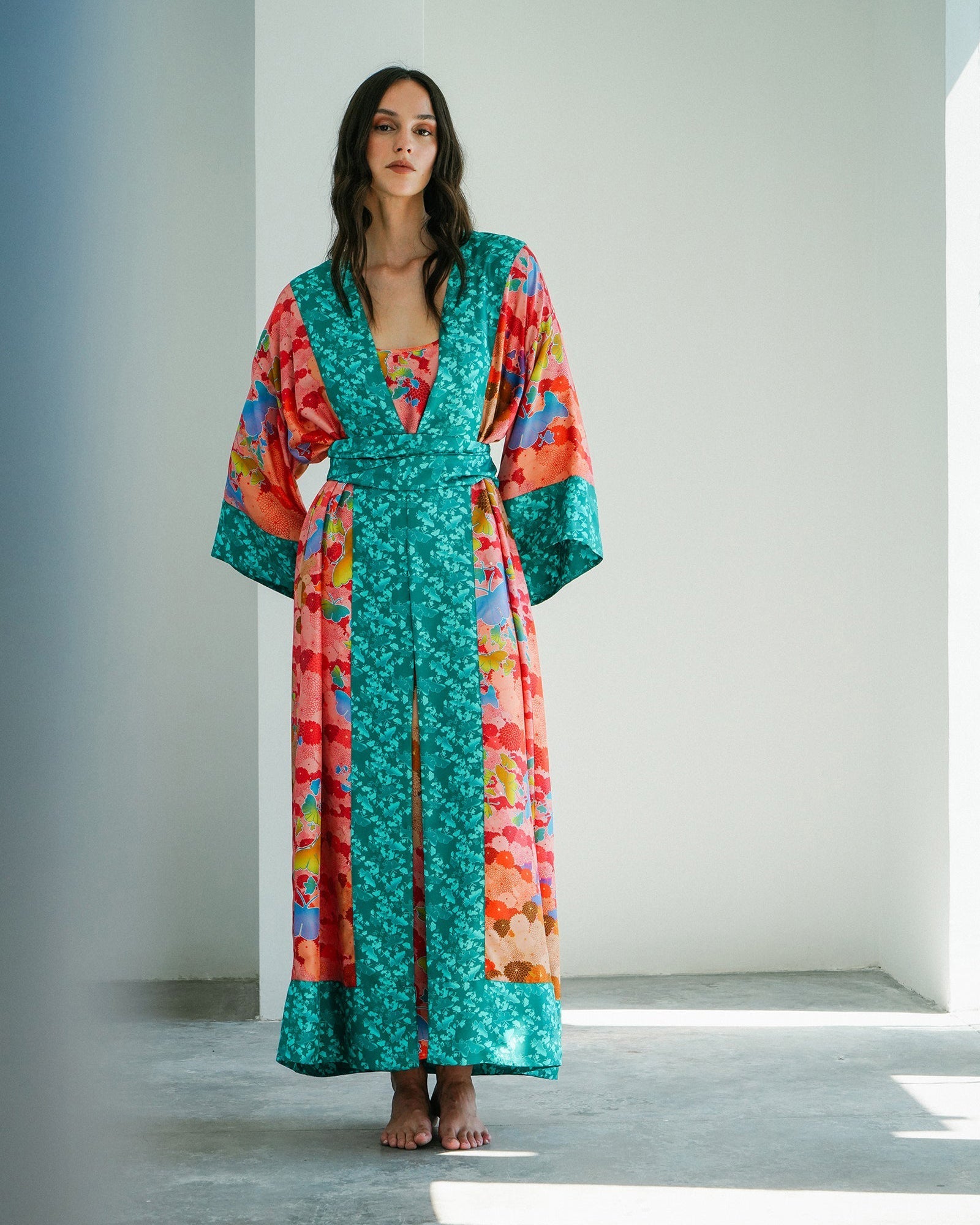 Kobe Niwa Silk Robe