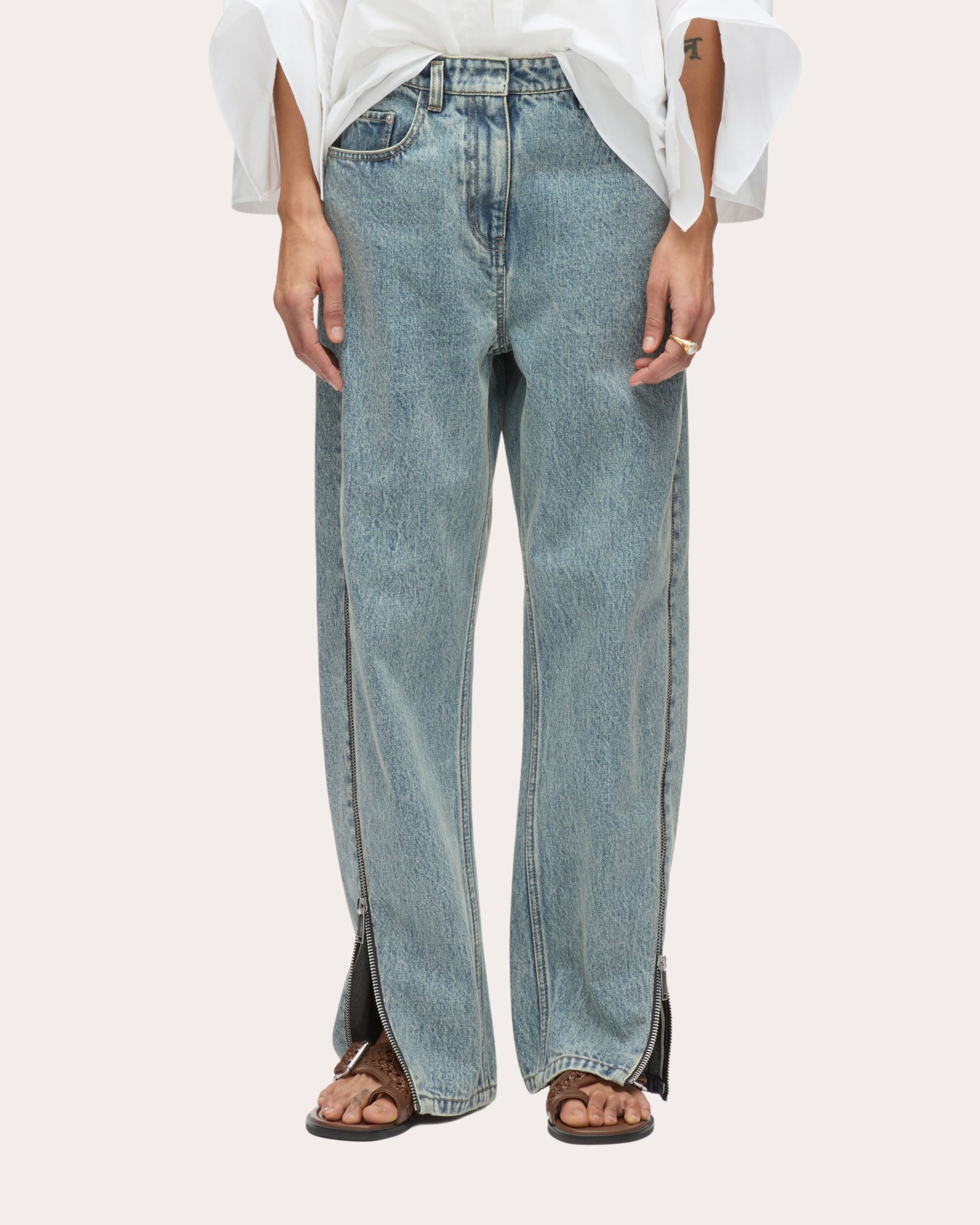 Curved Zipper-Embellished Boyfriend Jeans