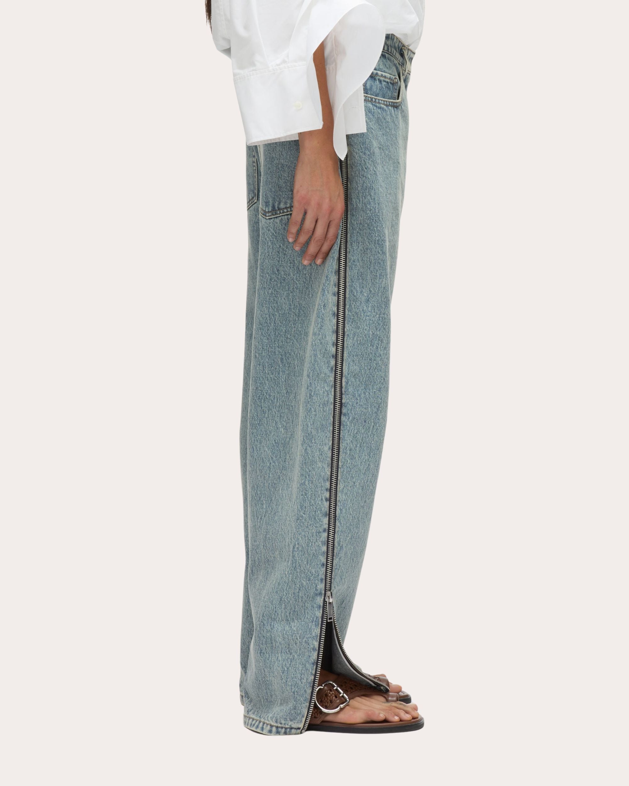 Curved Zipper-Embellished Boyfriend Jeans
