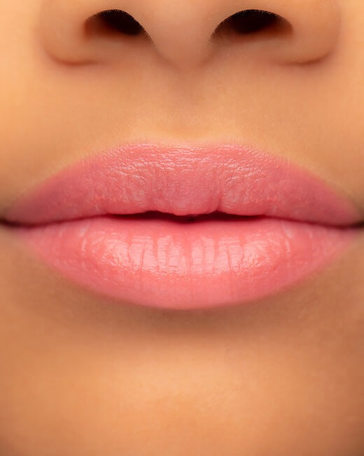 Unforgettable Lipstick Shine