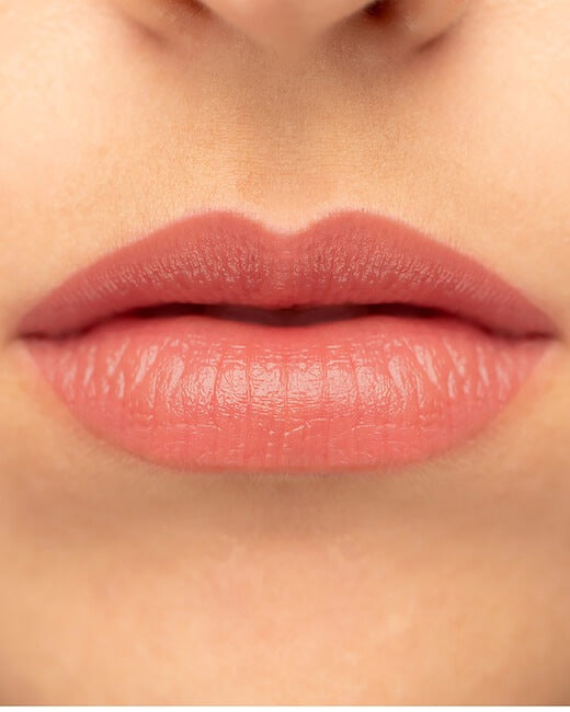 Unforgettable Lipstick Shine