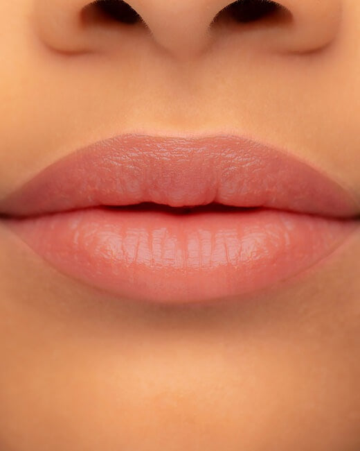 Unforgettable Lipstick Shine