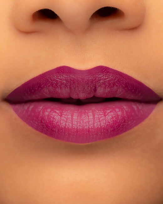 Unforgettable Lipstick Shine