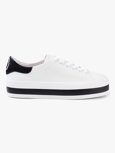 Ezra Sneaker