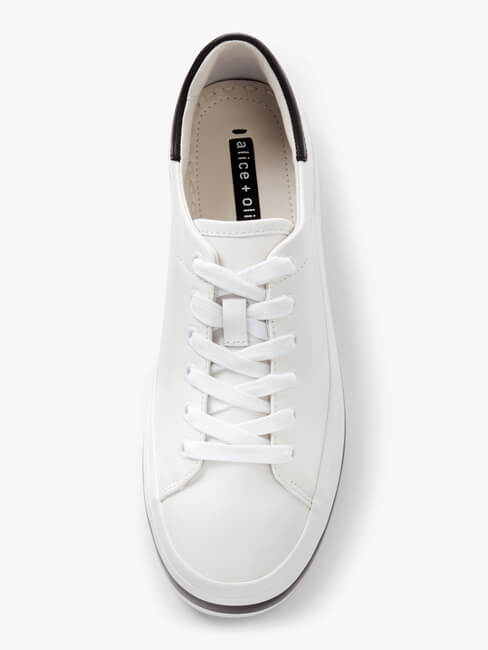 Ezra Sneaker