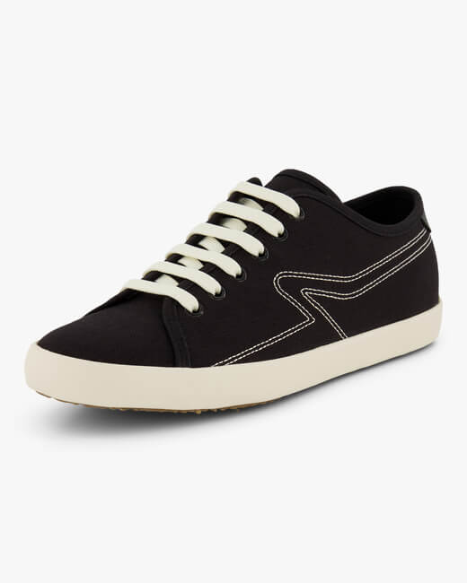 Court Sneaker