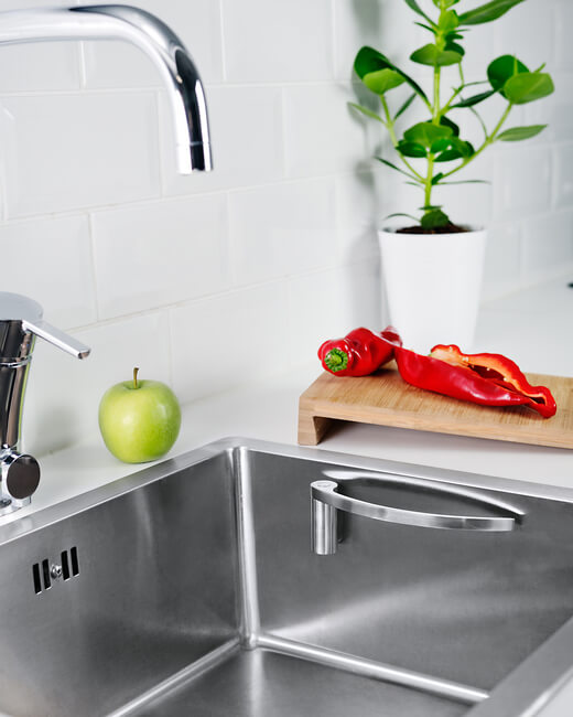 Curved Stainless Steel Cloth Holder