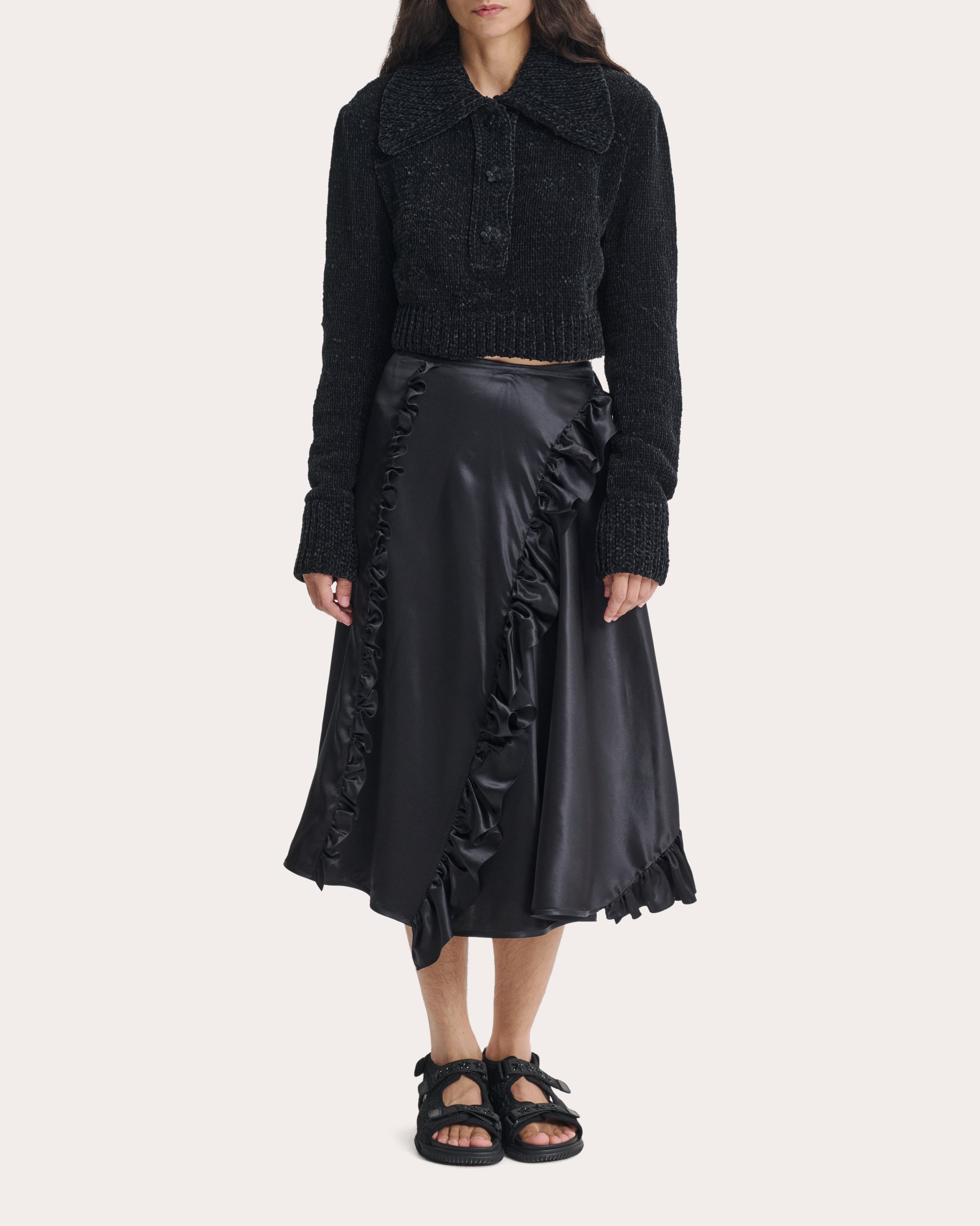 Calla Floral Velvet Collared Pullover