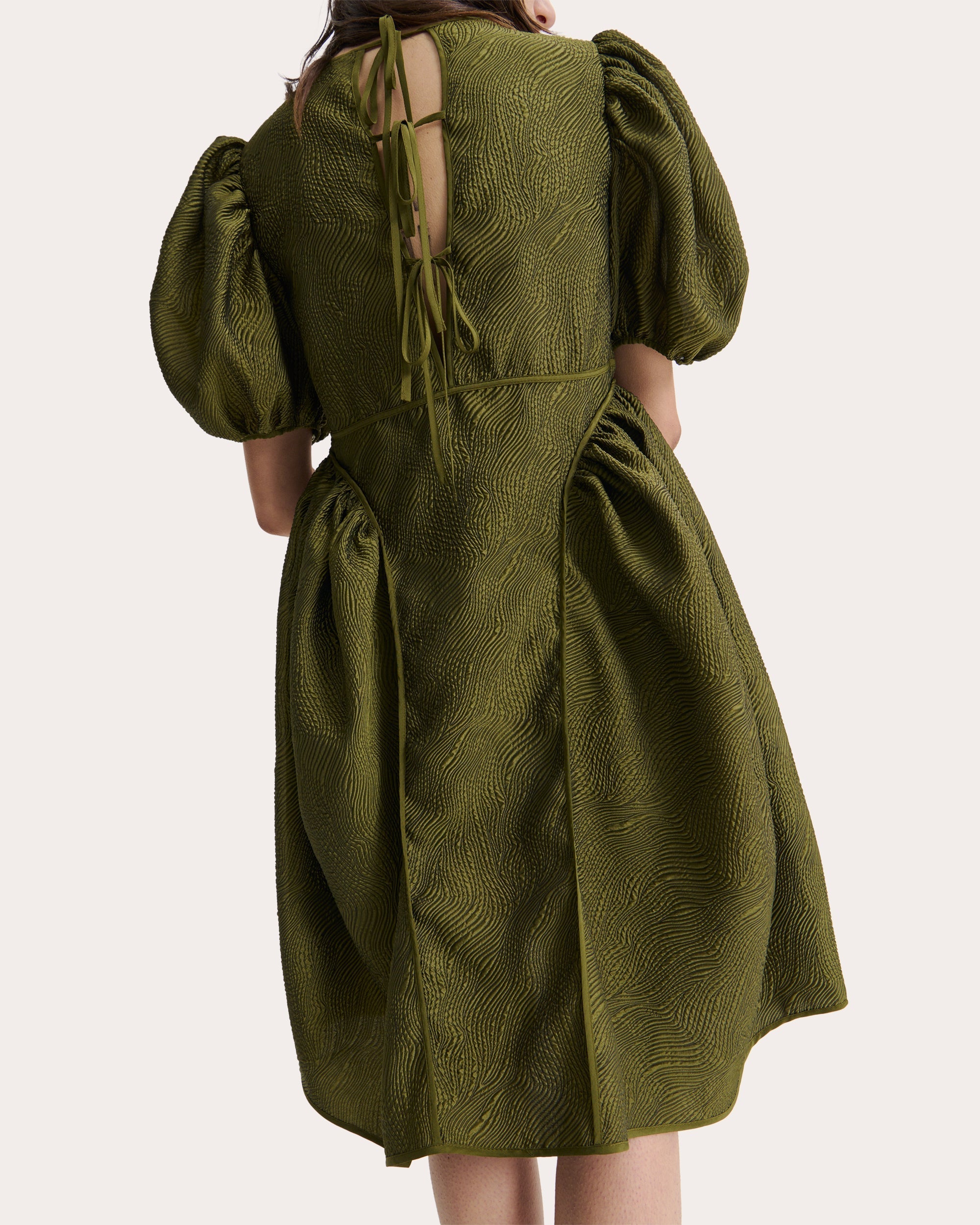Fonda Matelassé Puff-Sleeve Dress
