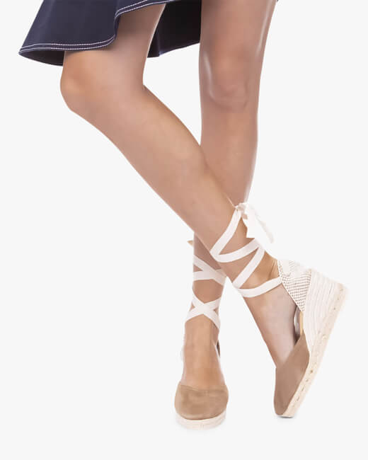 Vintage Taupe Hampton's Lace-Up Wedge