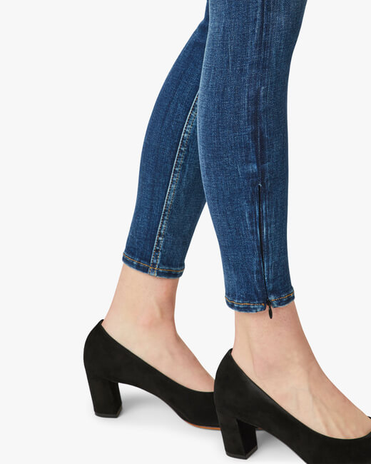 Centerfold High-Rise Super-Skinny Ankle Jeans
