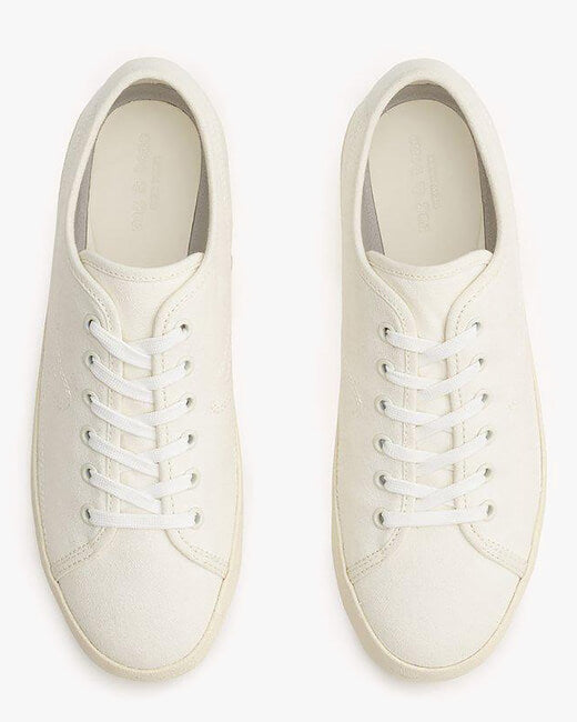 Court Sneaker