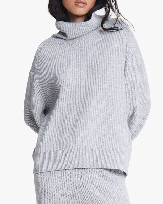 Pierce Cashmere Turtleneck