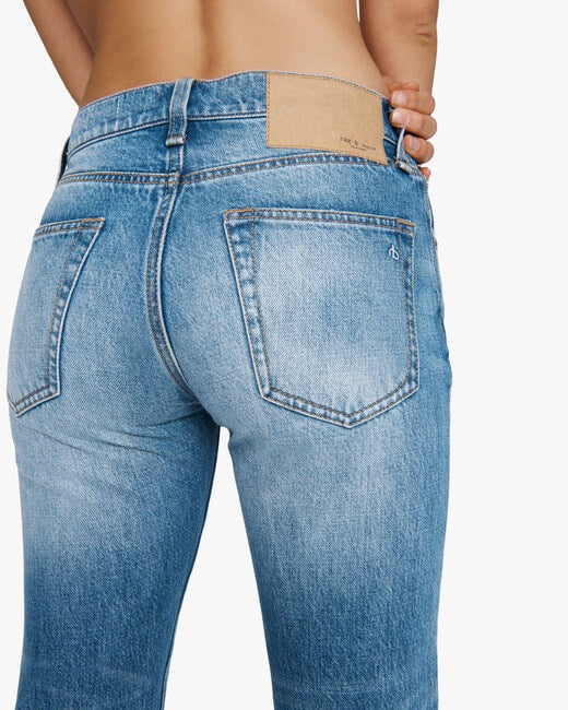 Rosa Mid-Rise Boyfriend Jeans