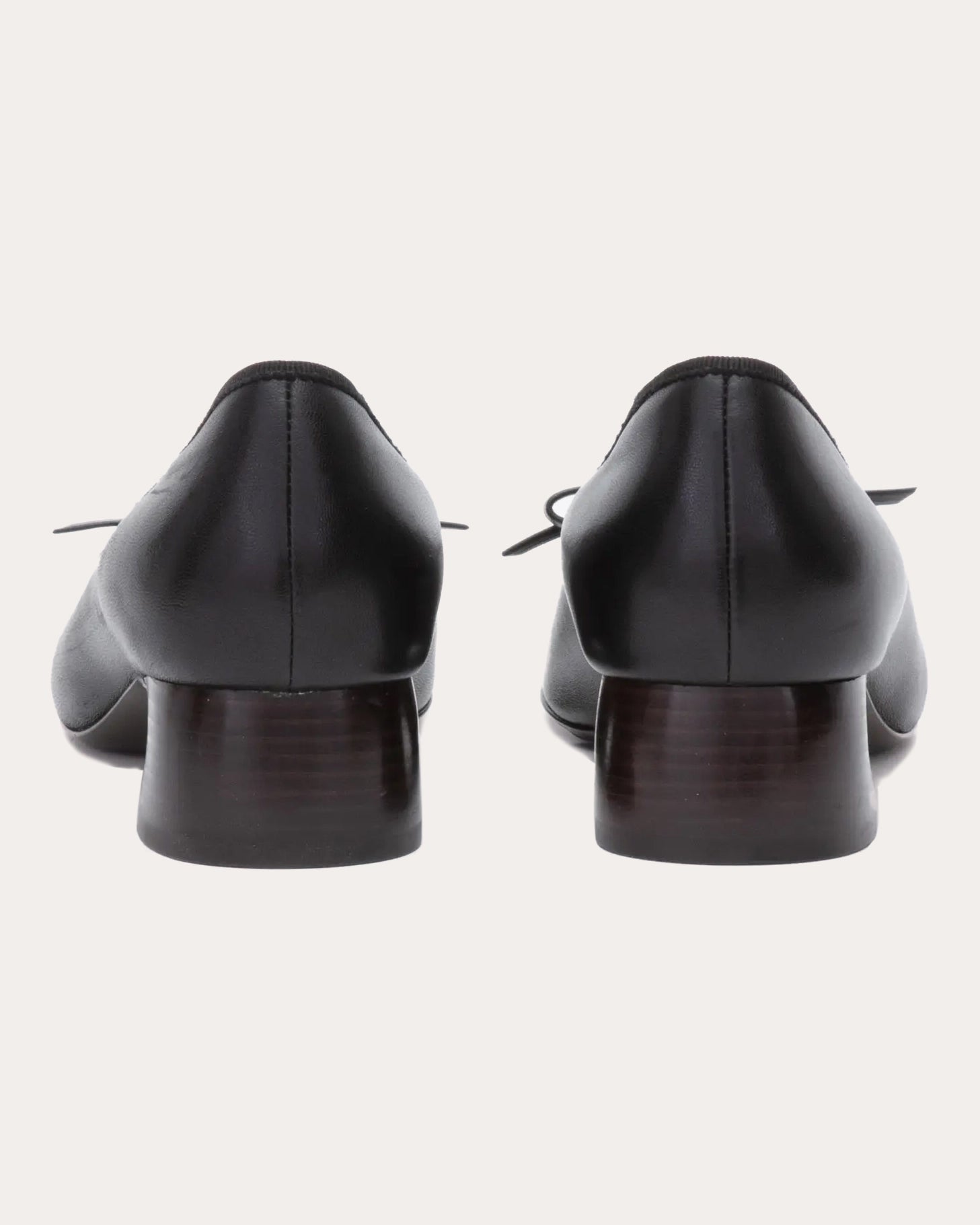 ID Bow-Detail Leather Pump
