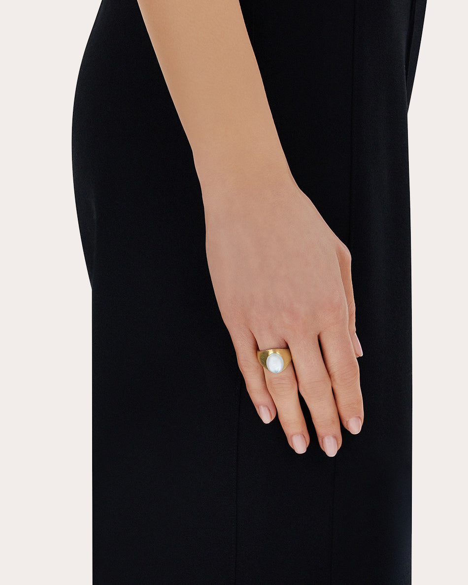 Small Dolce Vita 18K Gold Mother of Pearl and Rock Crystal Ring