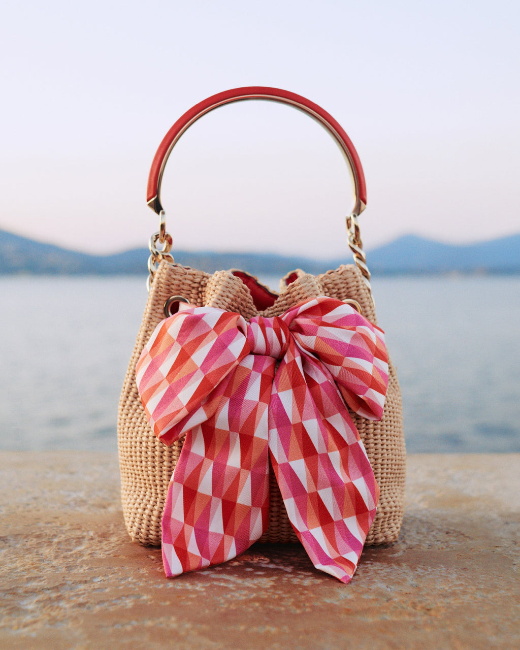 Small Bon Bon Bow-Detail Raffia Shoulder Bag