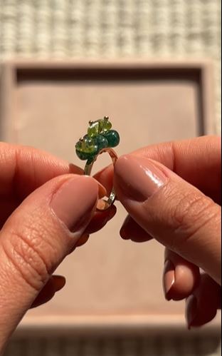 Gummy 18K Gold Peridot and Aventurine Ring