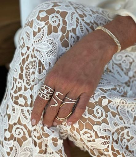 Mega Swirl 18K Gold Diamond Ring