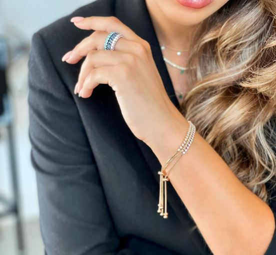 Floating 18K Gold Diamond Bolo Bracelet