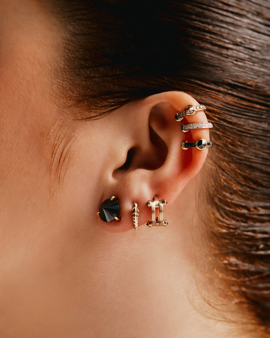 Embrace 18K Gold Single Earring