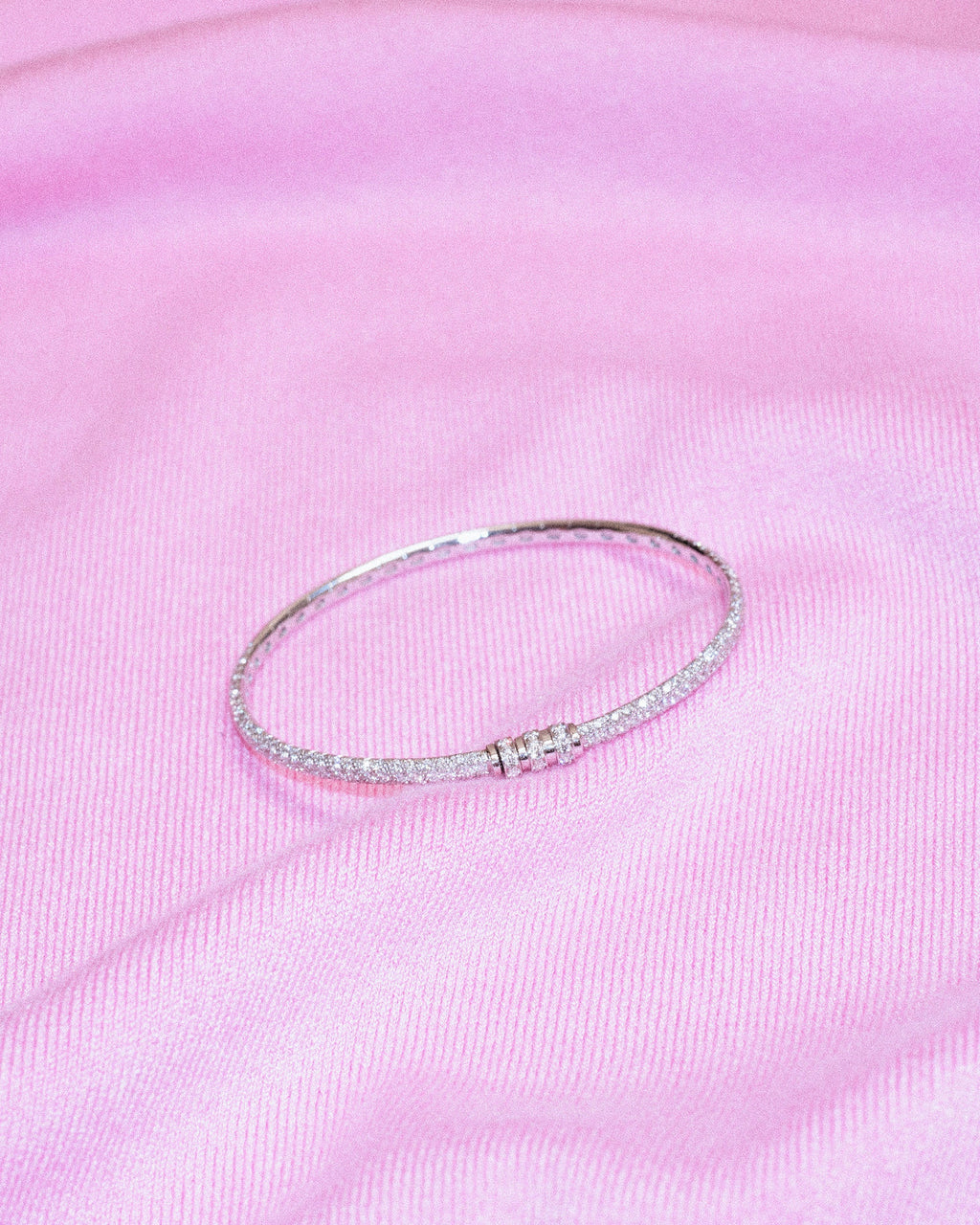 Reptile 18K Gold Diamond Bangle
