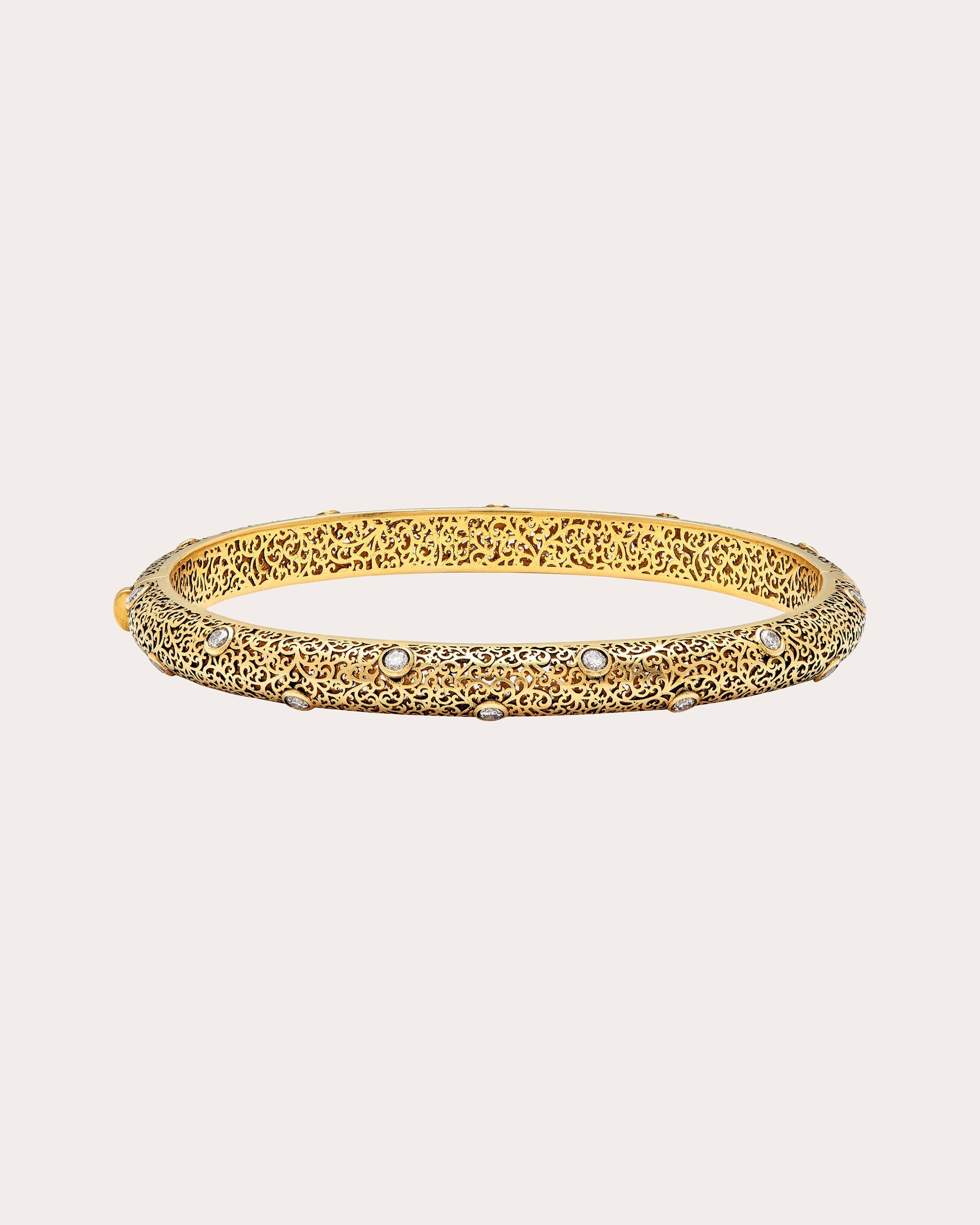 Jali 18K Gold Diamond Bangle
