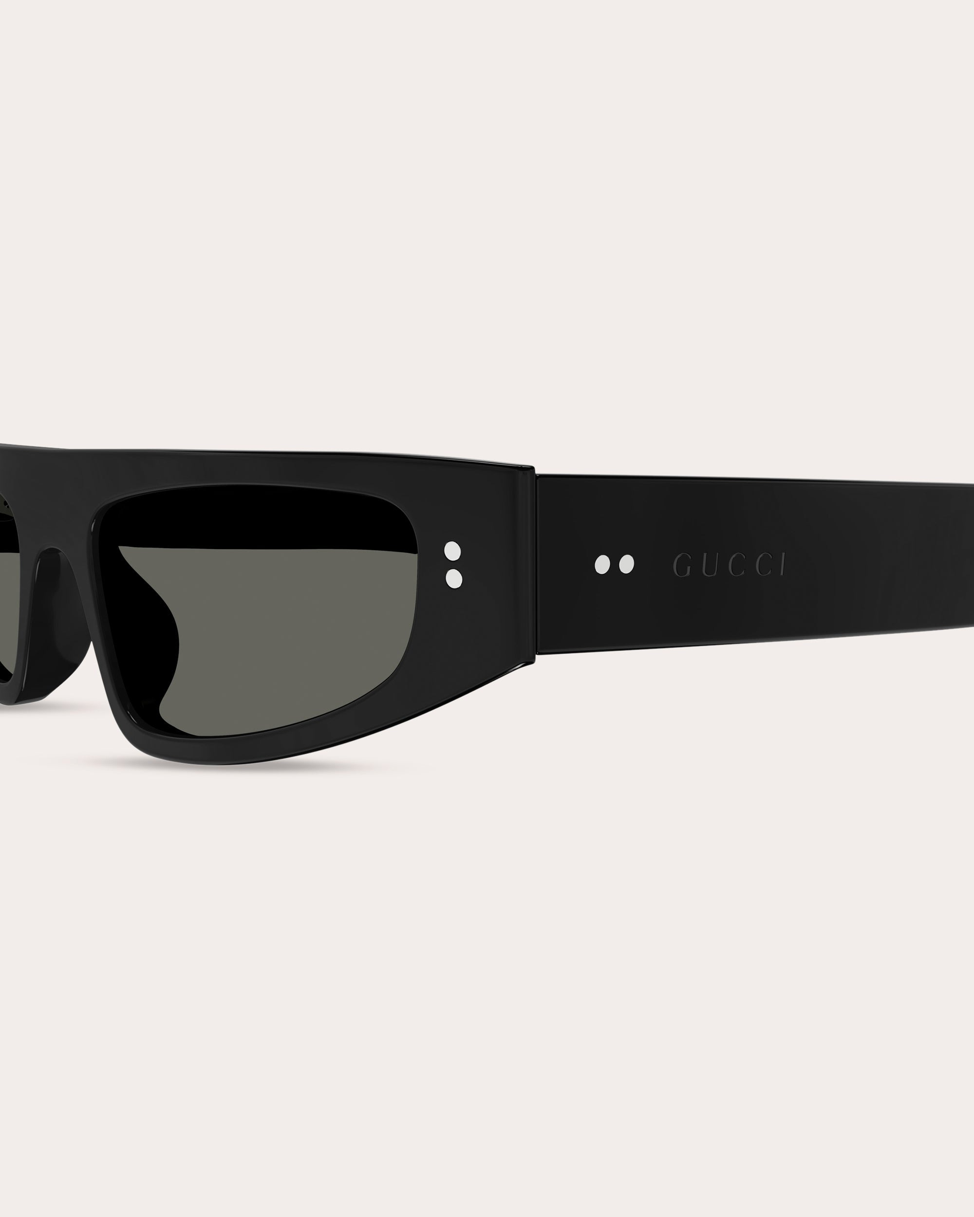 Woman Slim Cat-Eye Sunglasses