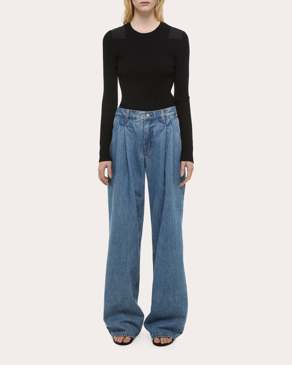 Pleated Wide-Leg Jeans