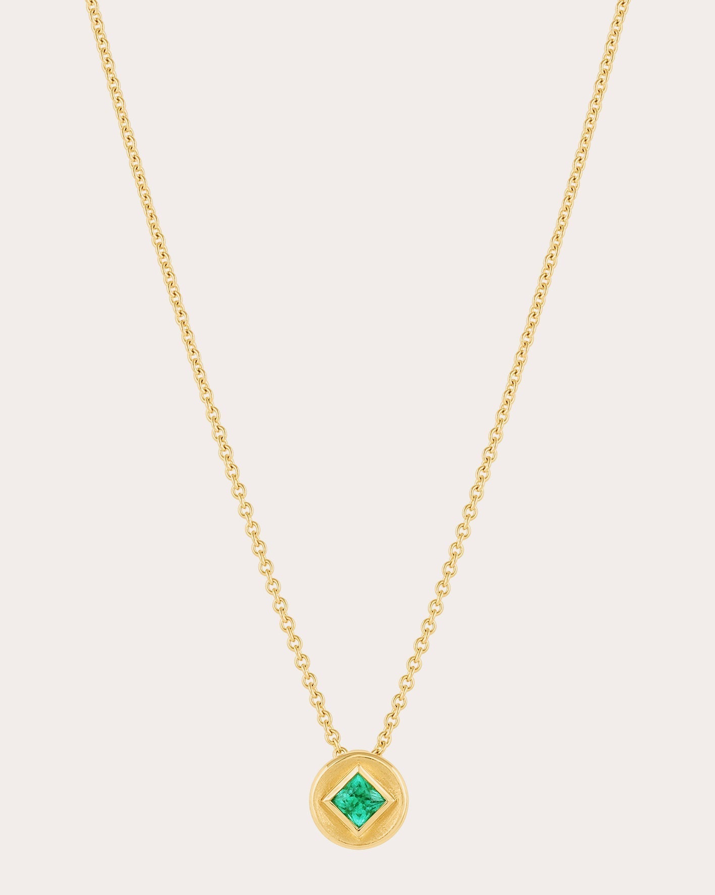 Stardust Emerald Round Pendant Necklace