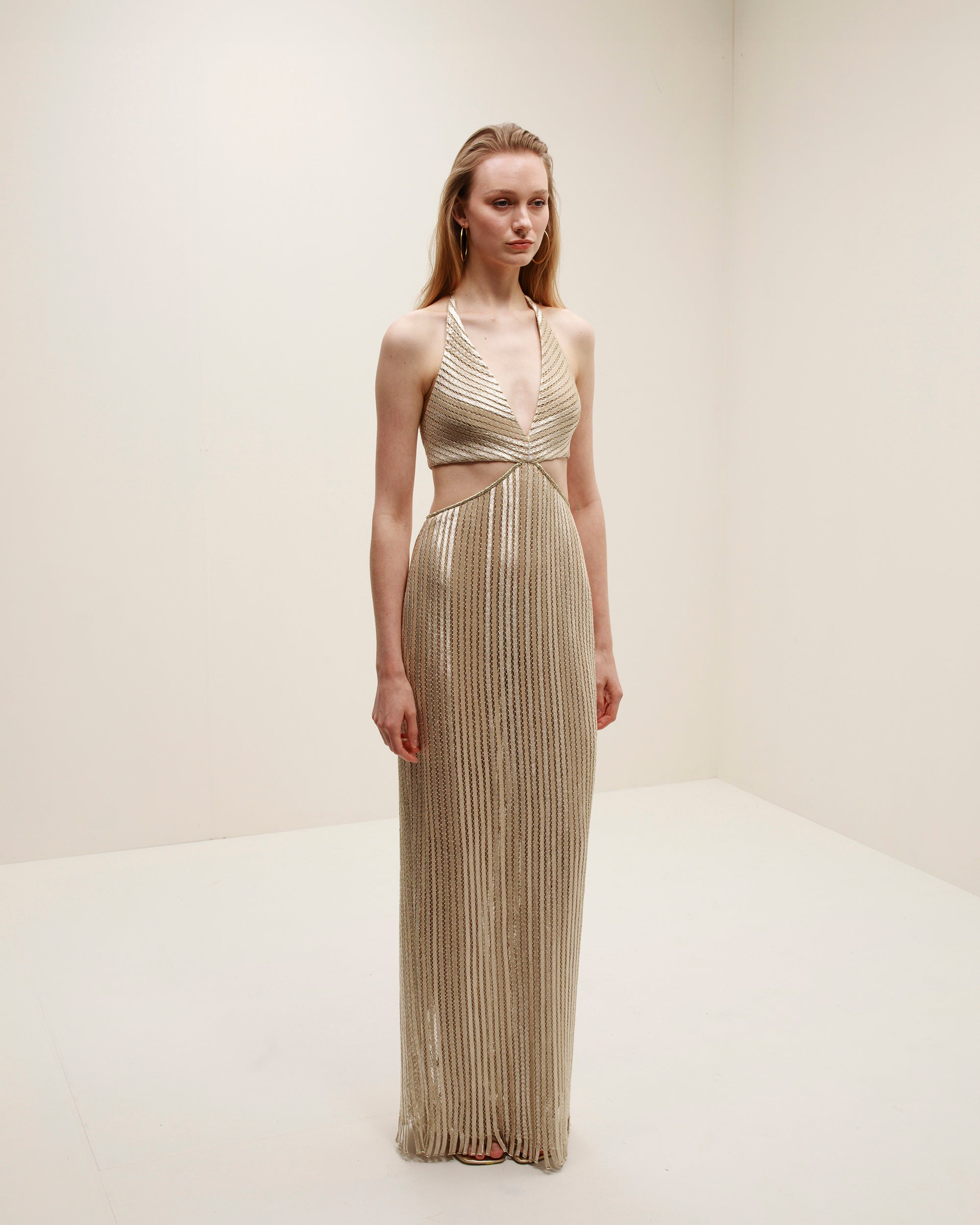Luce Metallic Pata de Cabra Cutout Halterneck Gown