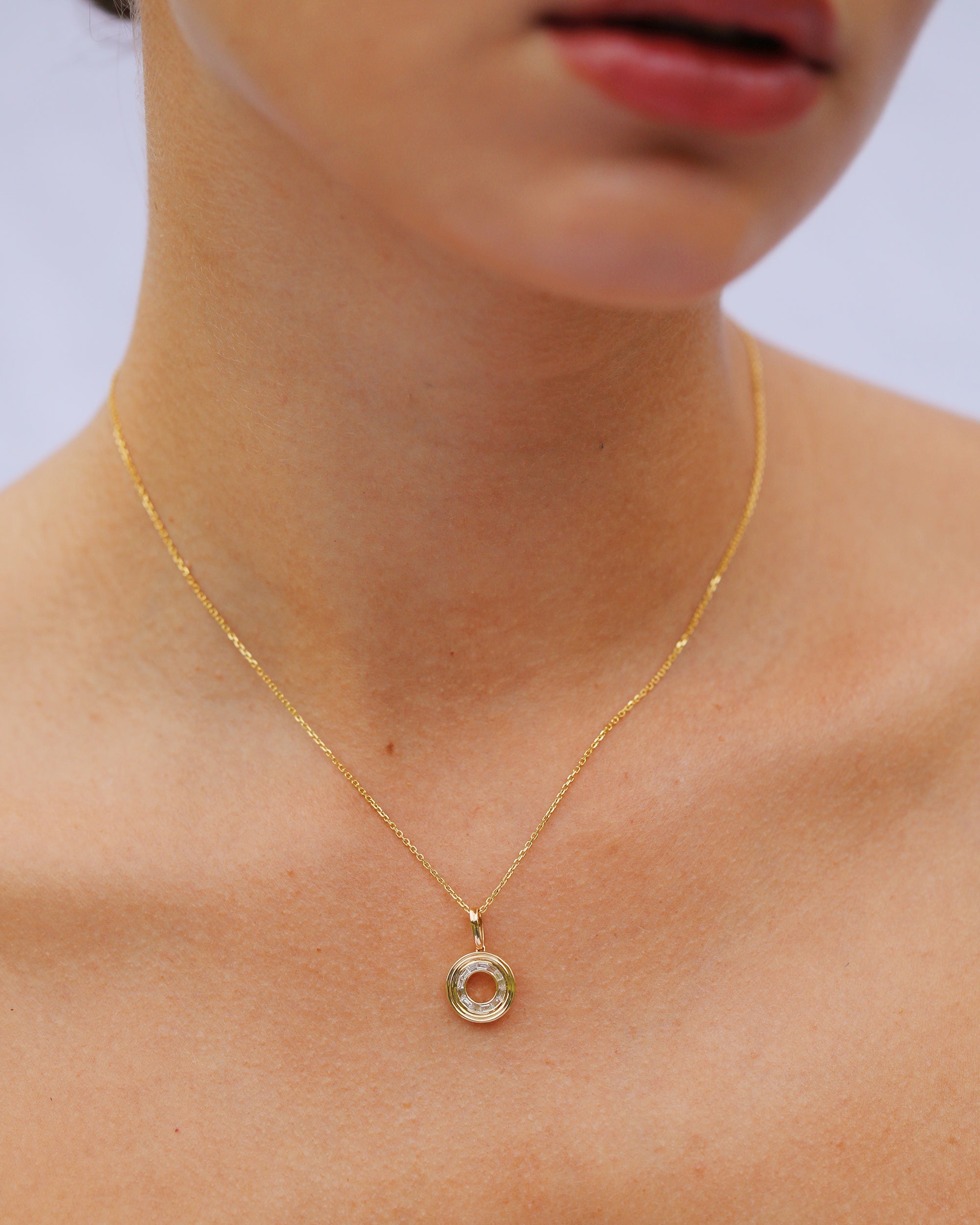 Small Midnight Adagio 18K Gold Diamond Pendant Necklace
