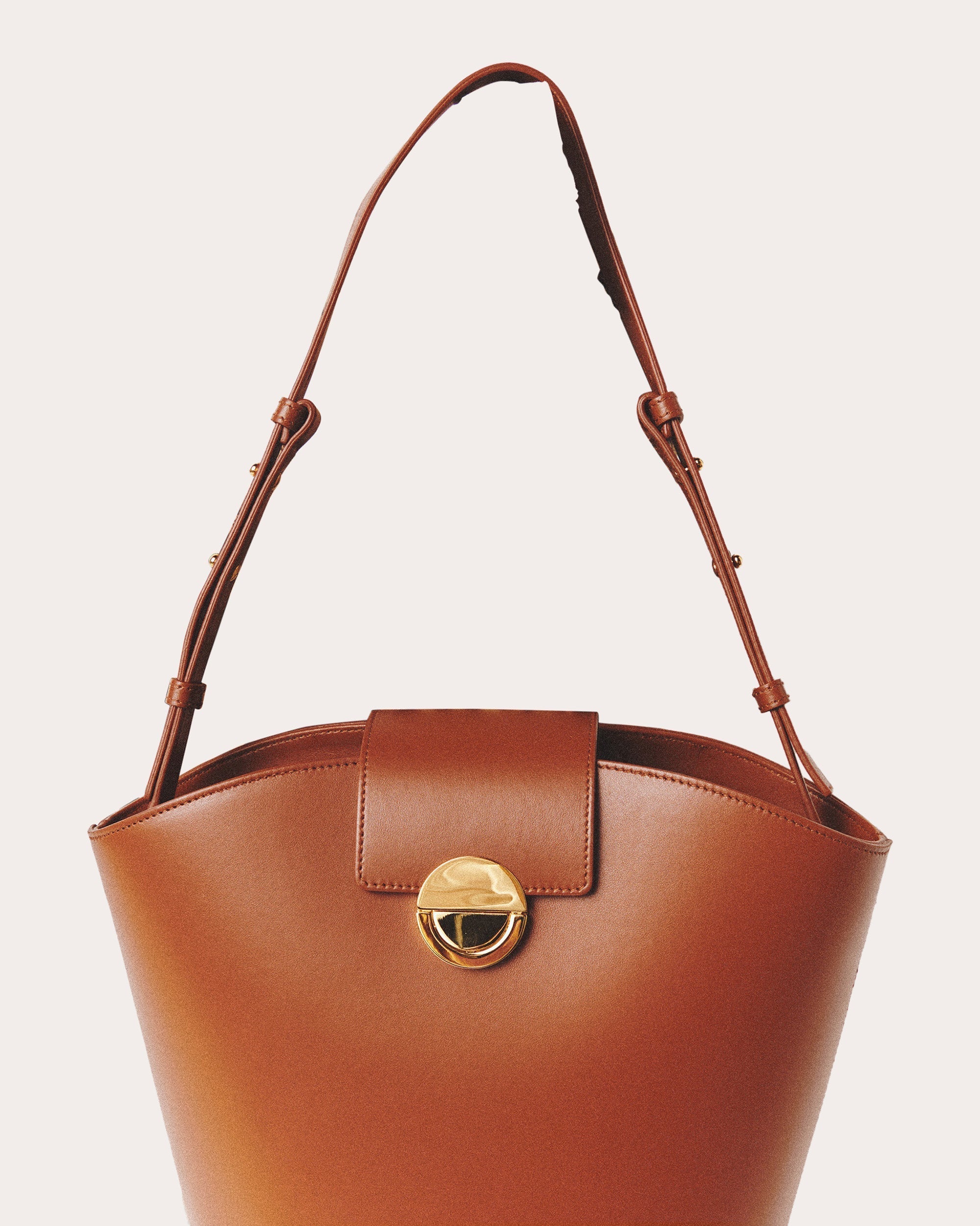 Vivian Leather Bucket Bag