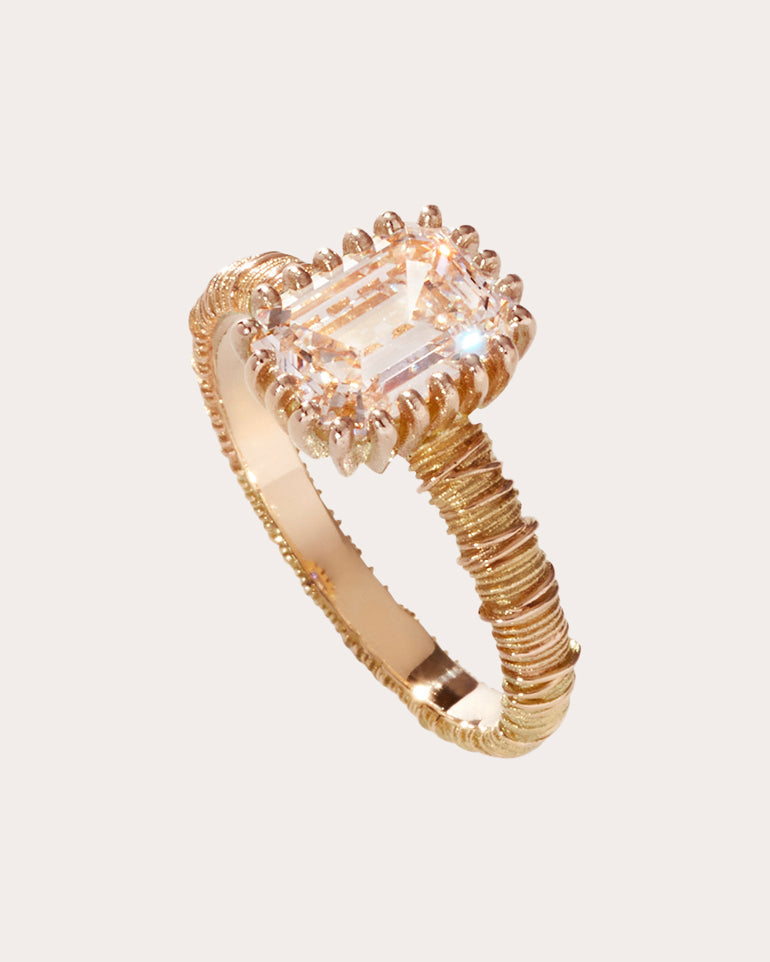 18K Gold Lab-Grown Diamond Filigree Ring