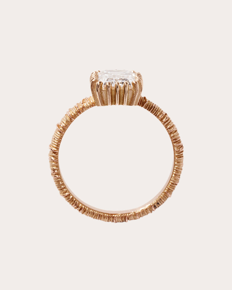 18K Gold Lab-Grown Diamond Filigree Ring