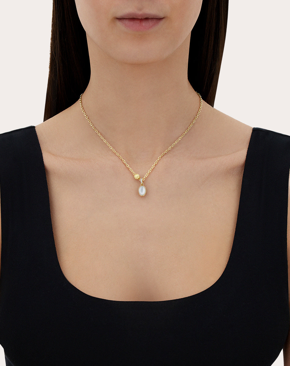 Small Dolce Vita 18K Gold Mother of Pearl Rock Crystal and Diamond Pendant