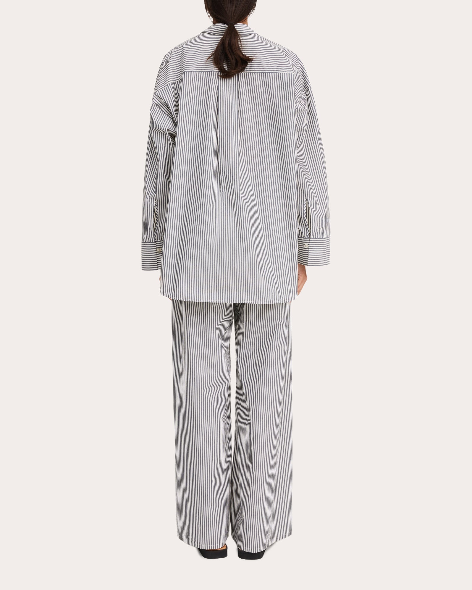 Derris Button-Up