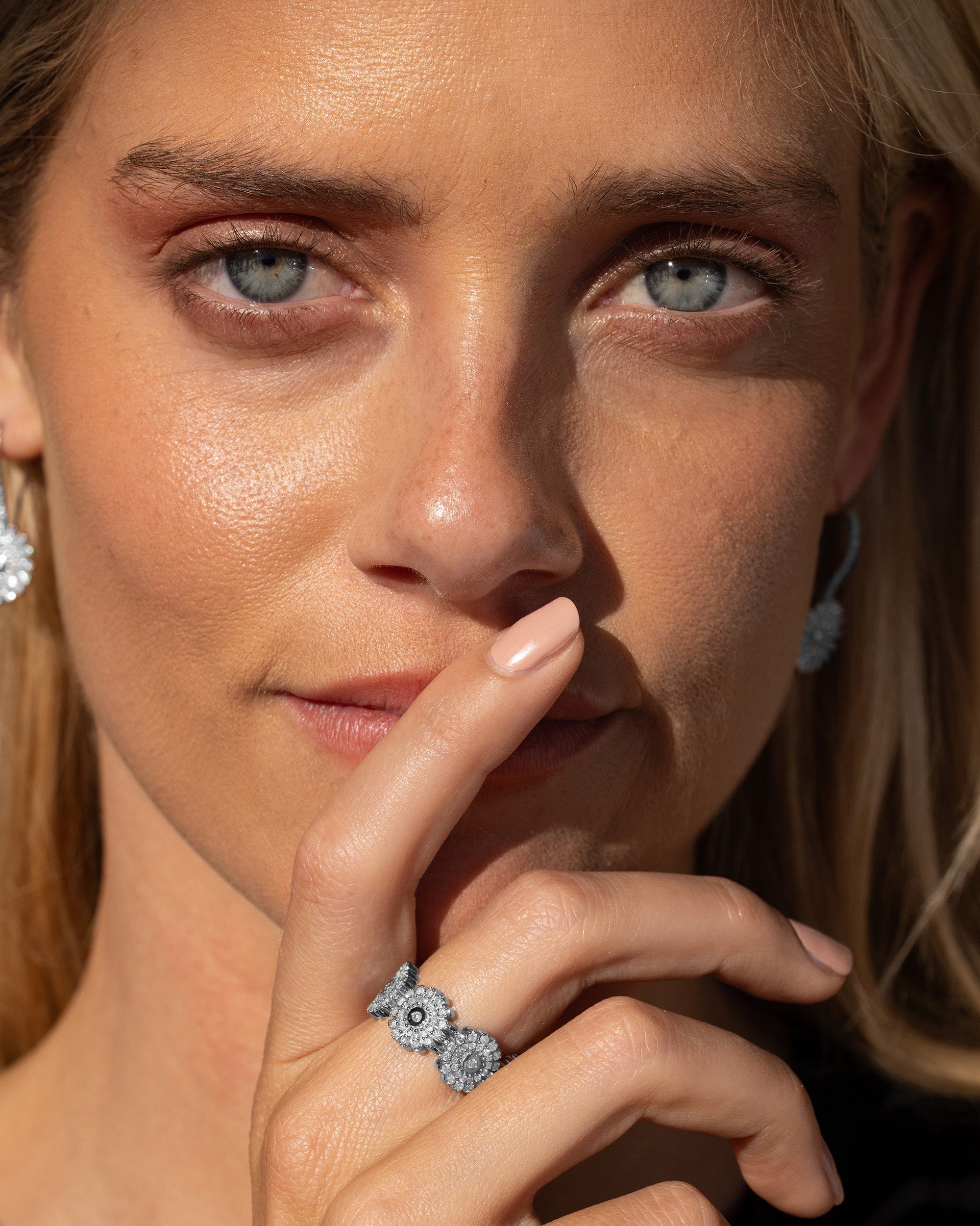 Sterling Silver and Diamond Pavé Daisy Ring