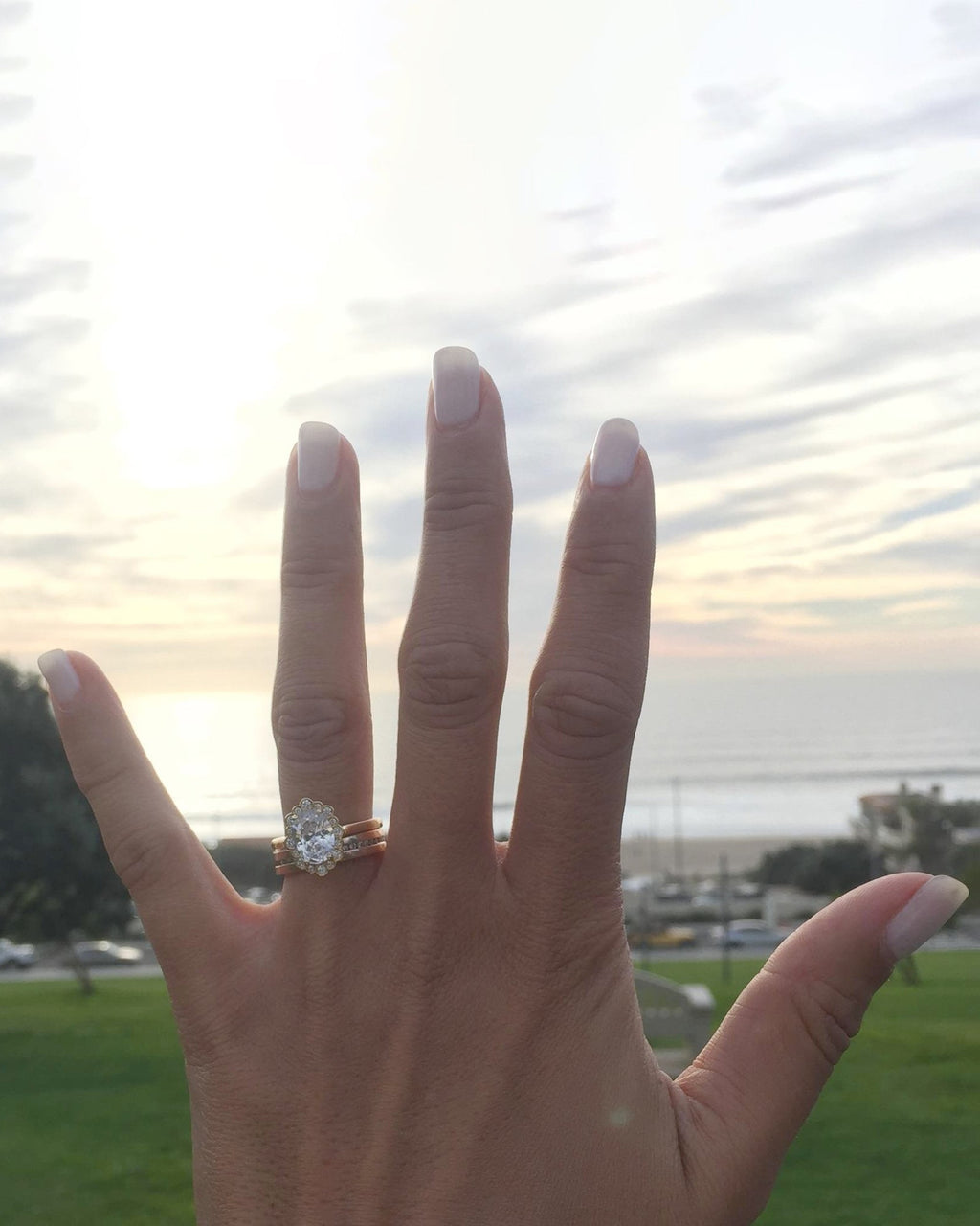 Viola 18K Gold Diamond Ring