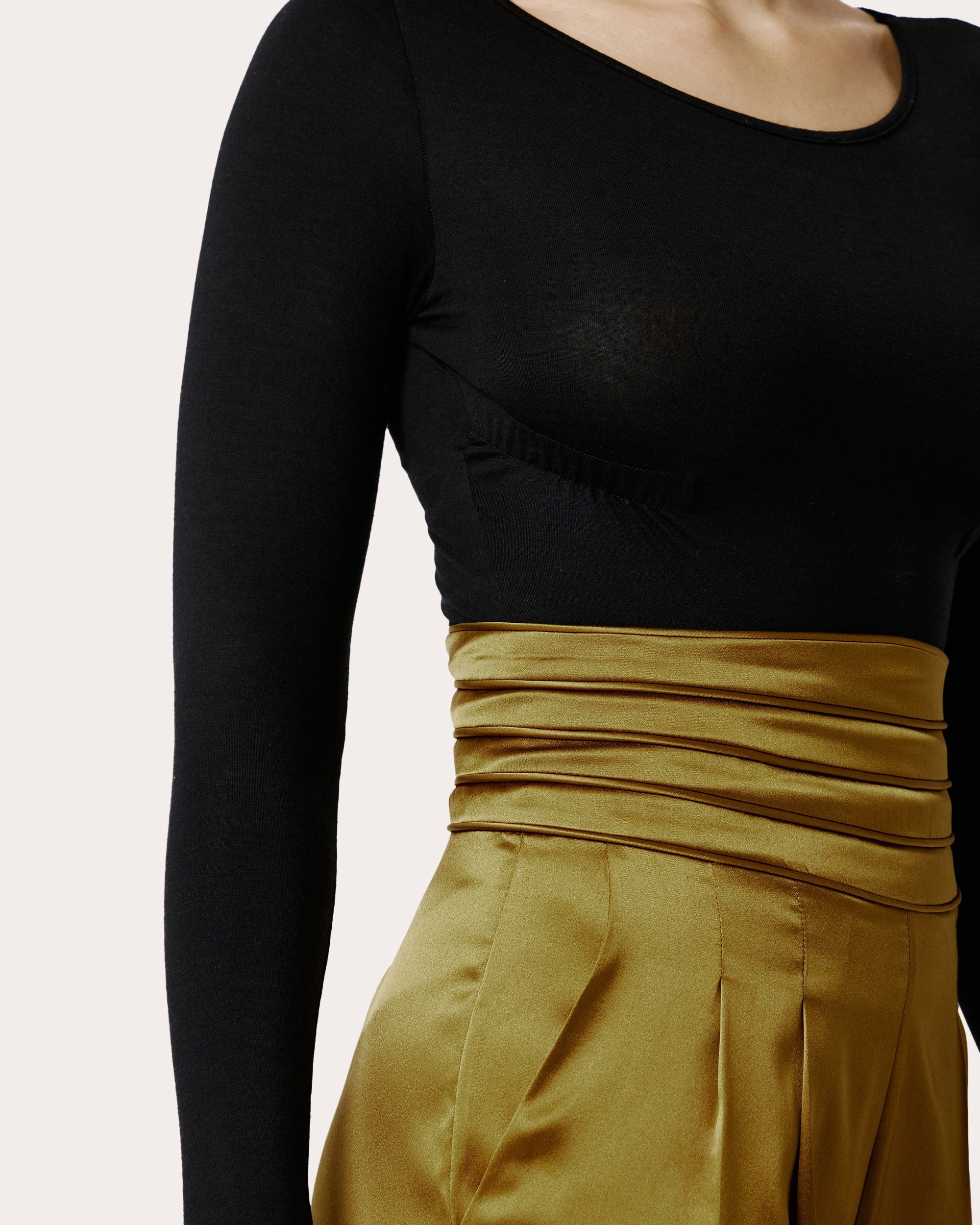 Avenoir Silk Cropped Pants