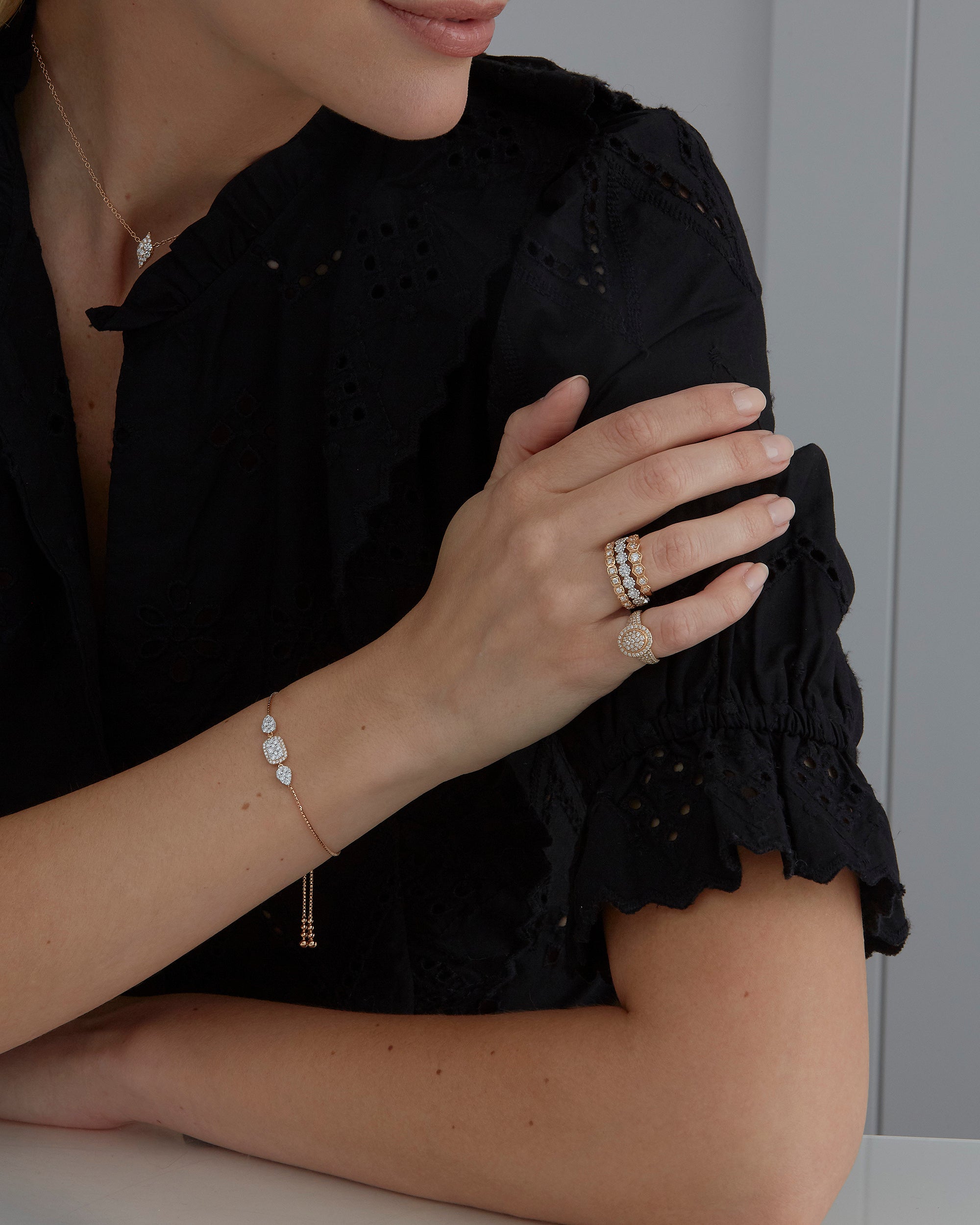 Veena Diamond Oval Pinky Ring