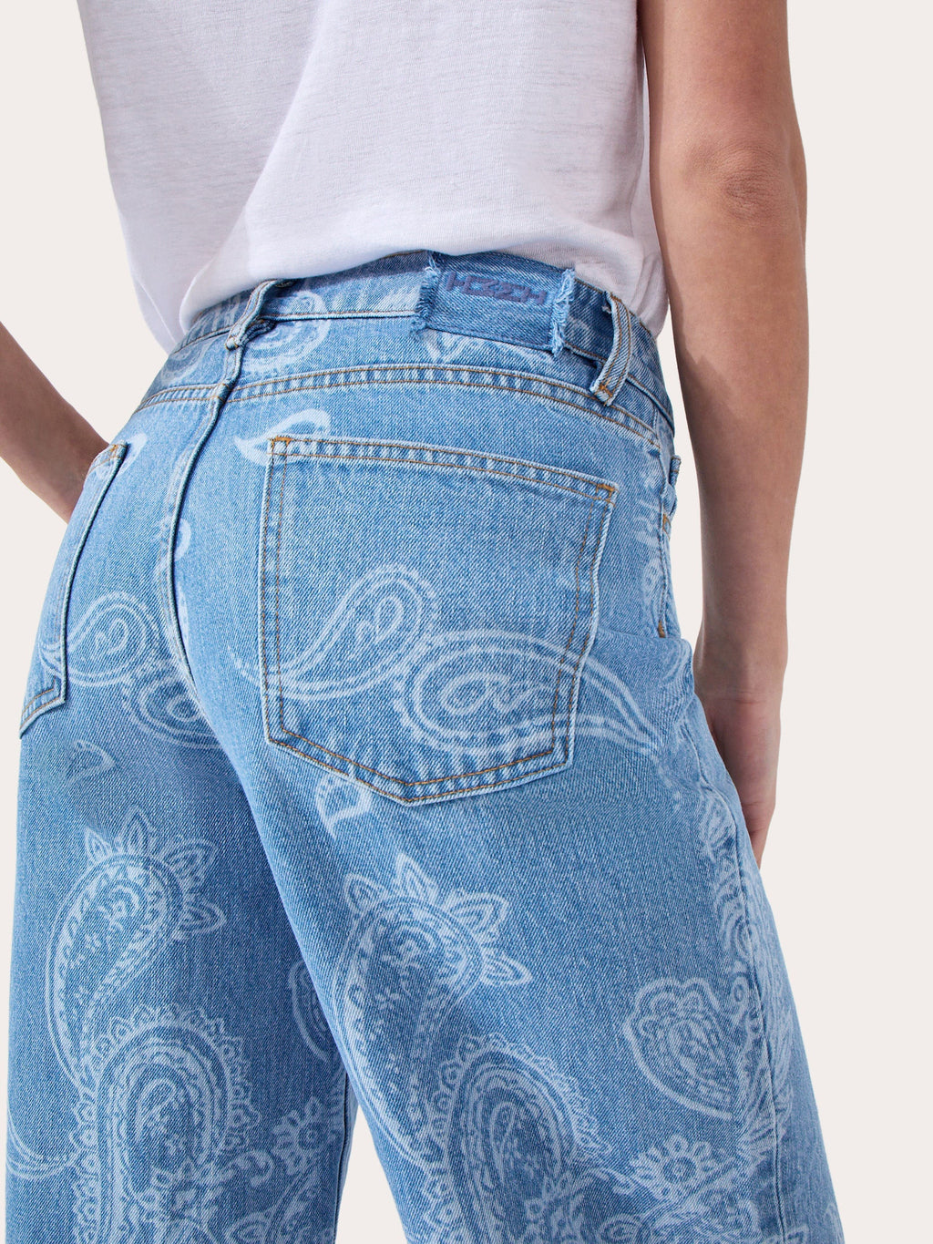 Jimi Paisley-Print Boyfriend Jeans