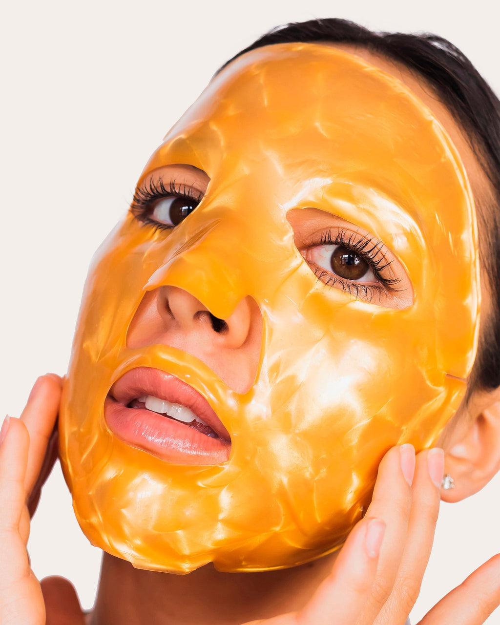Gold Infused Collagen Treatment Mask
