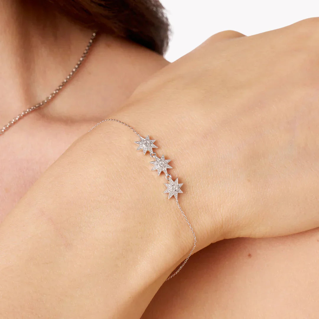 Galaxia 18K Gold Diamond Triple Star Bracelet