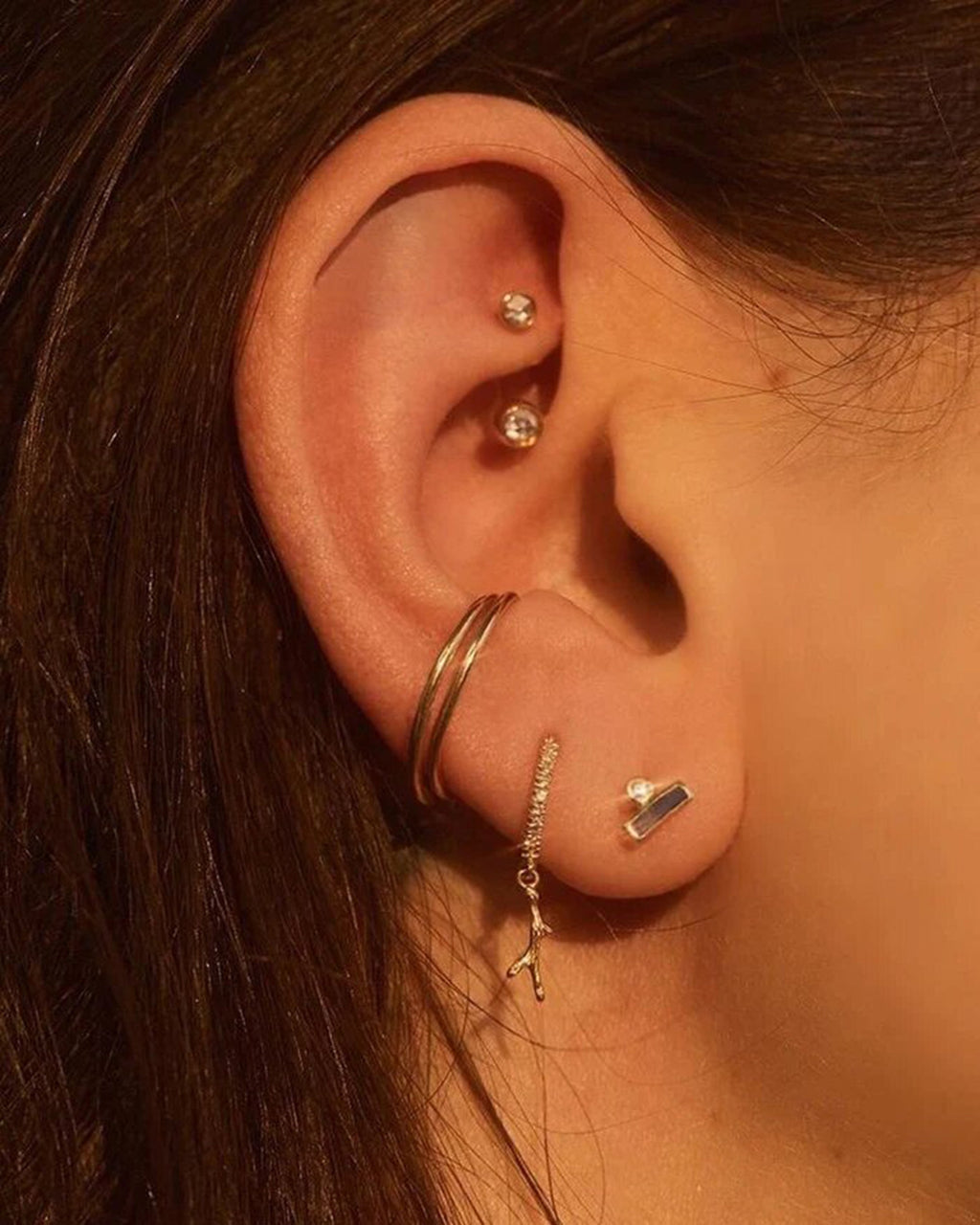 Dotted Bar Stud Earring