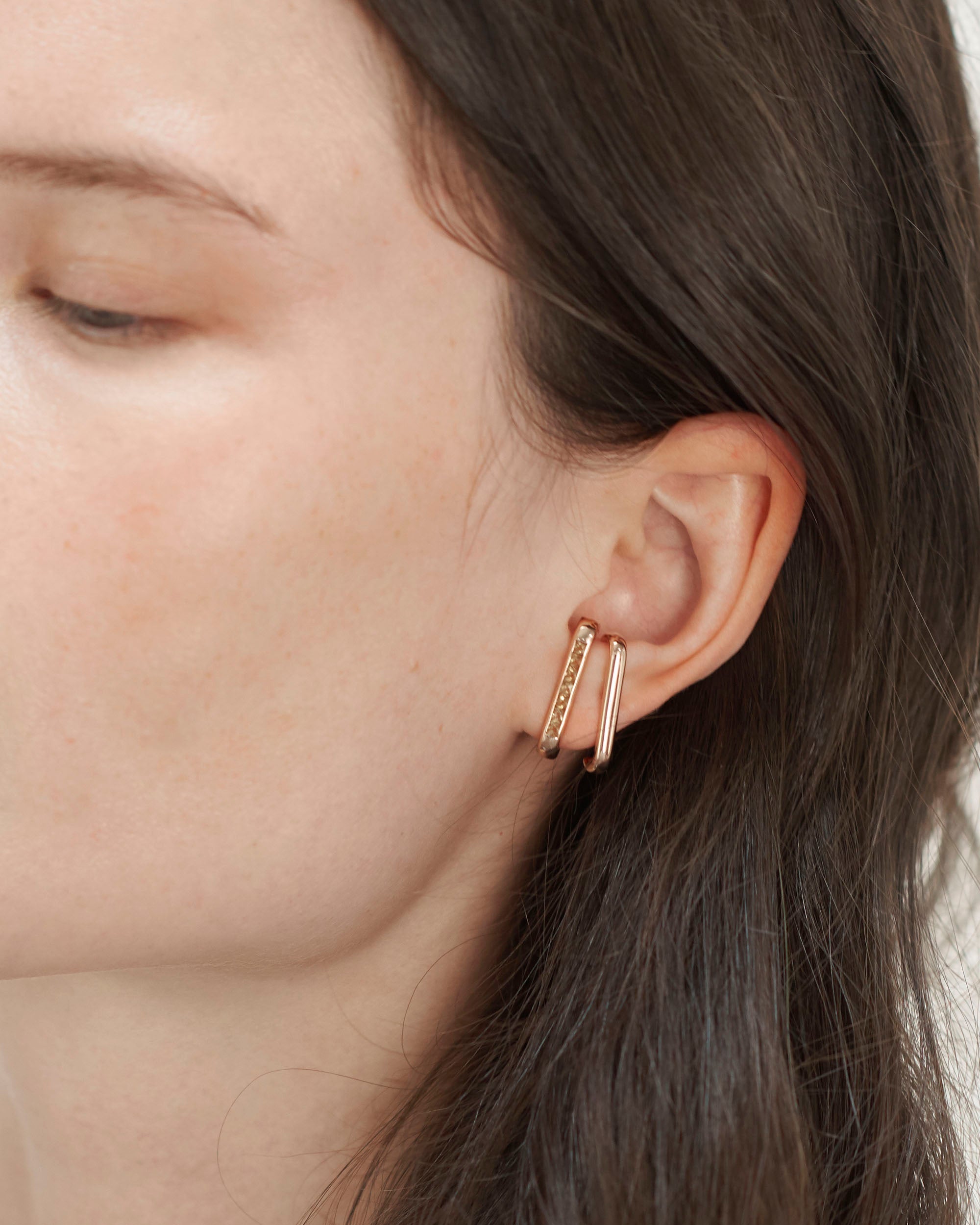 Barre 14K Gold Tsavorite Ear Cuffs