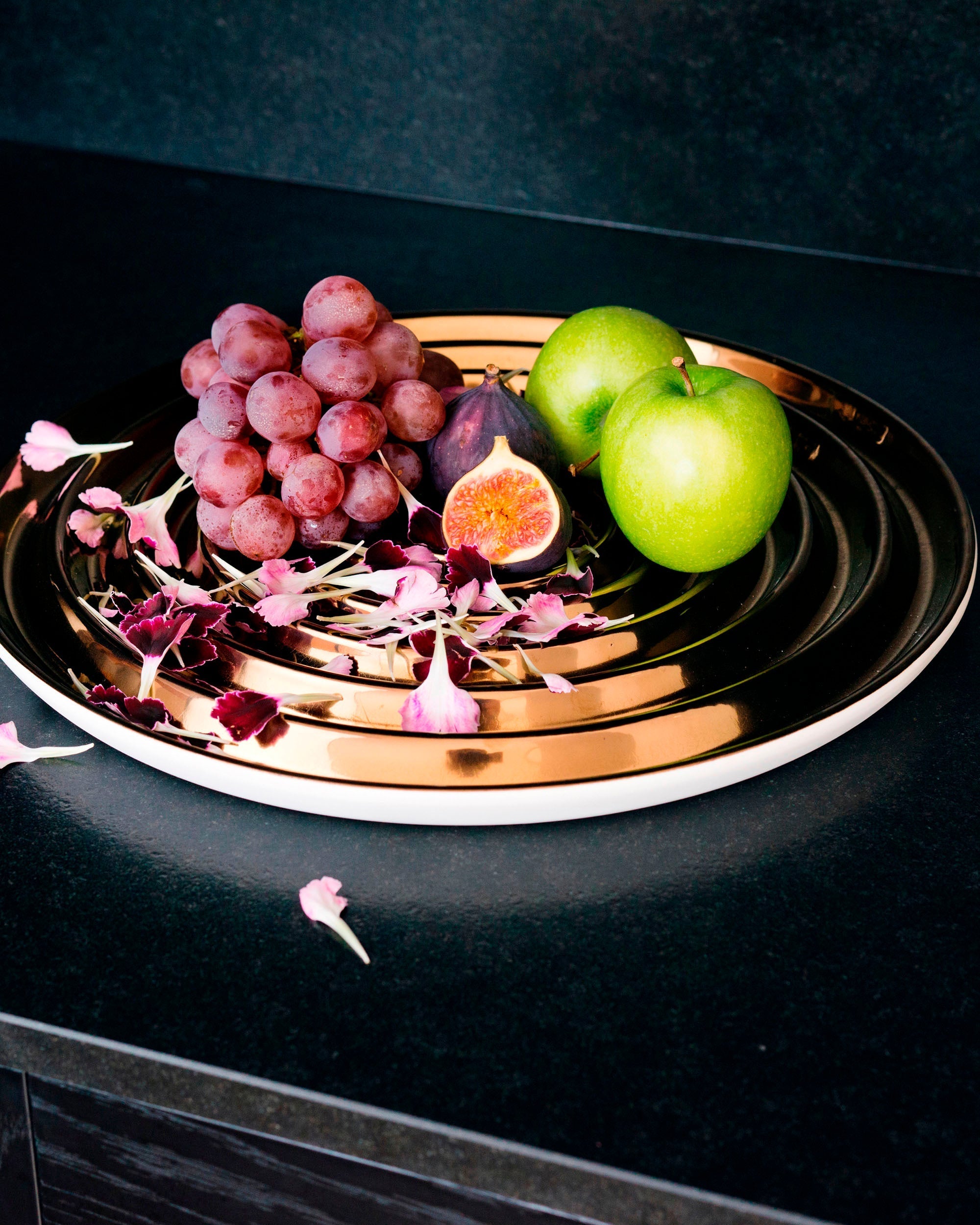 Vertigo Fruit Plate