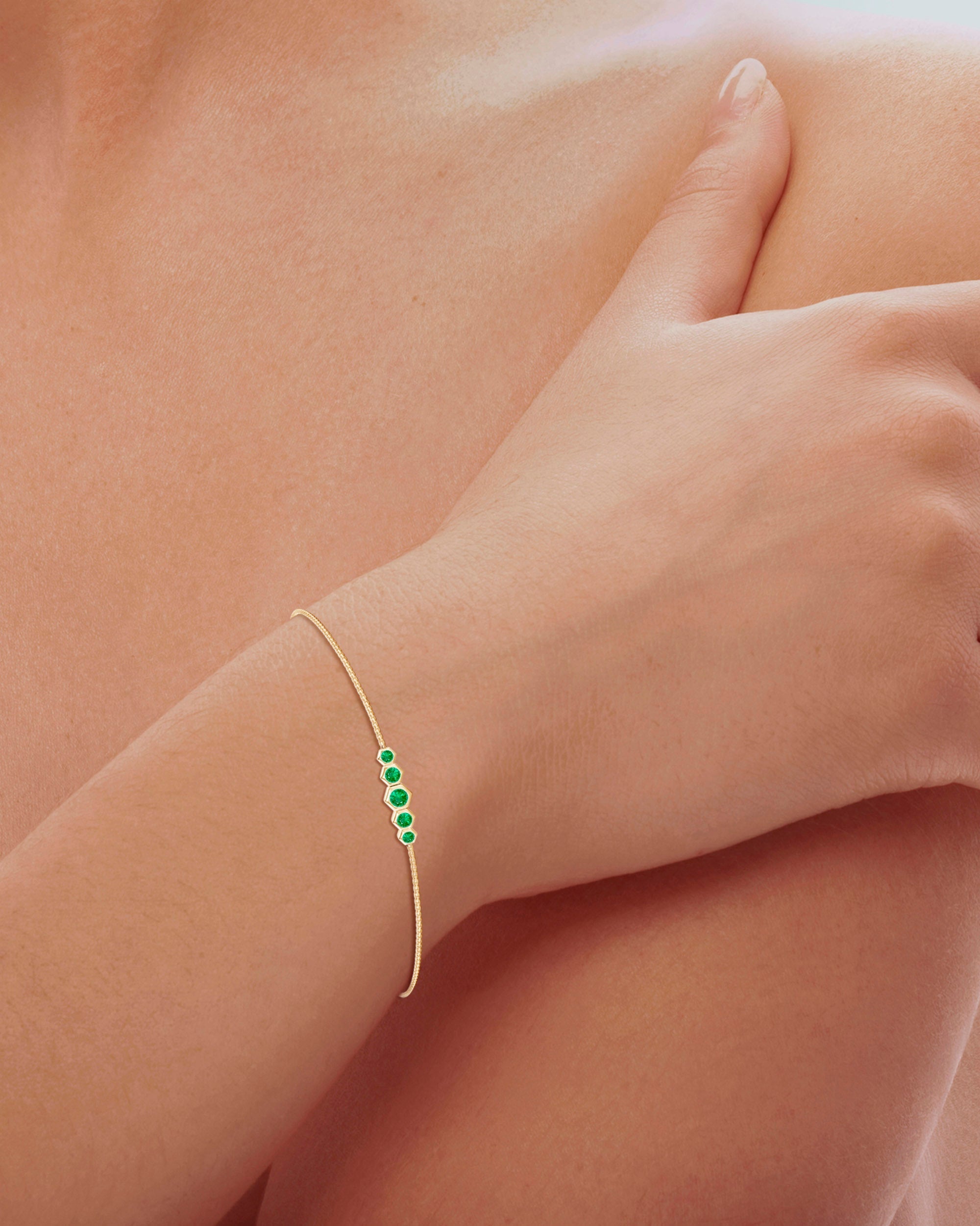 14K Gold Emerald Cluster Bracelet
