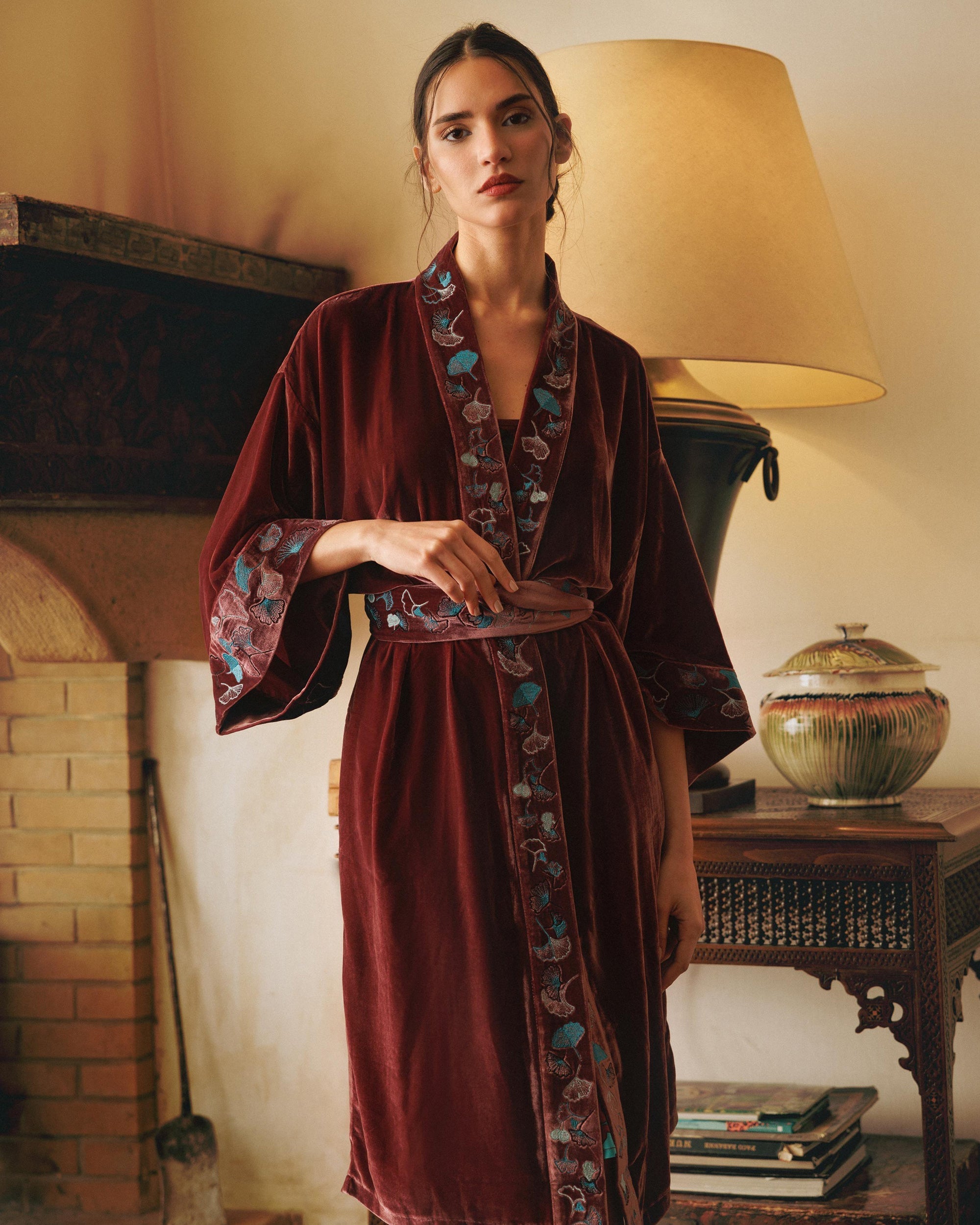 Nikko Embroidered Velvet Short Kimono