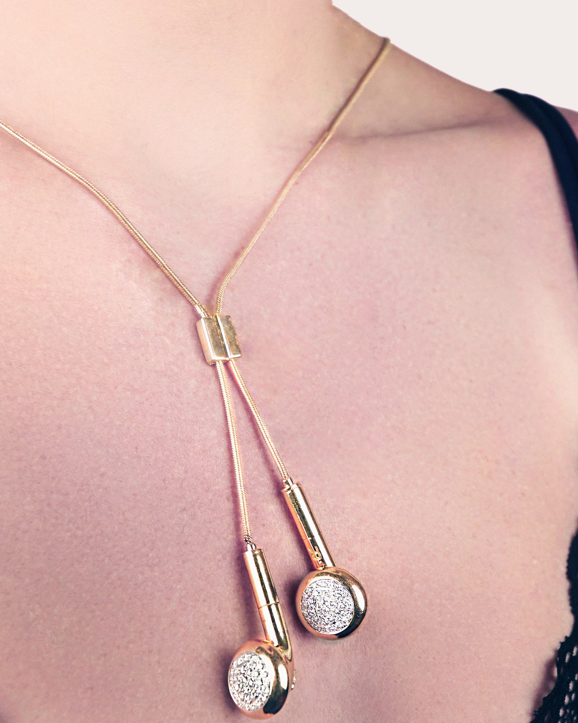 Playtime 18K Gold Diamond Pavé Headphone Necklace